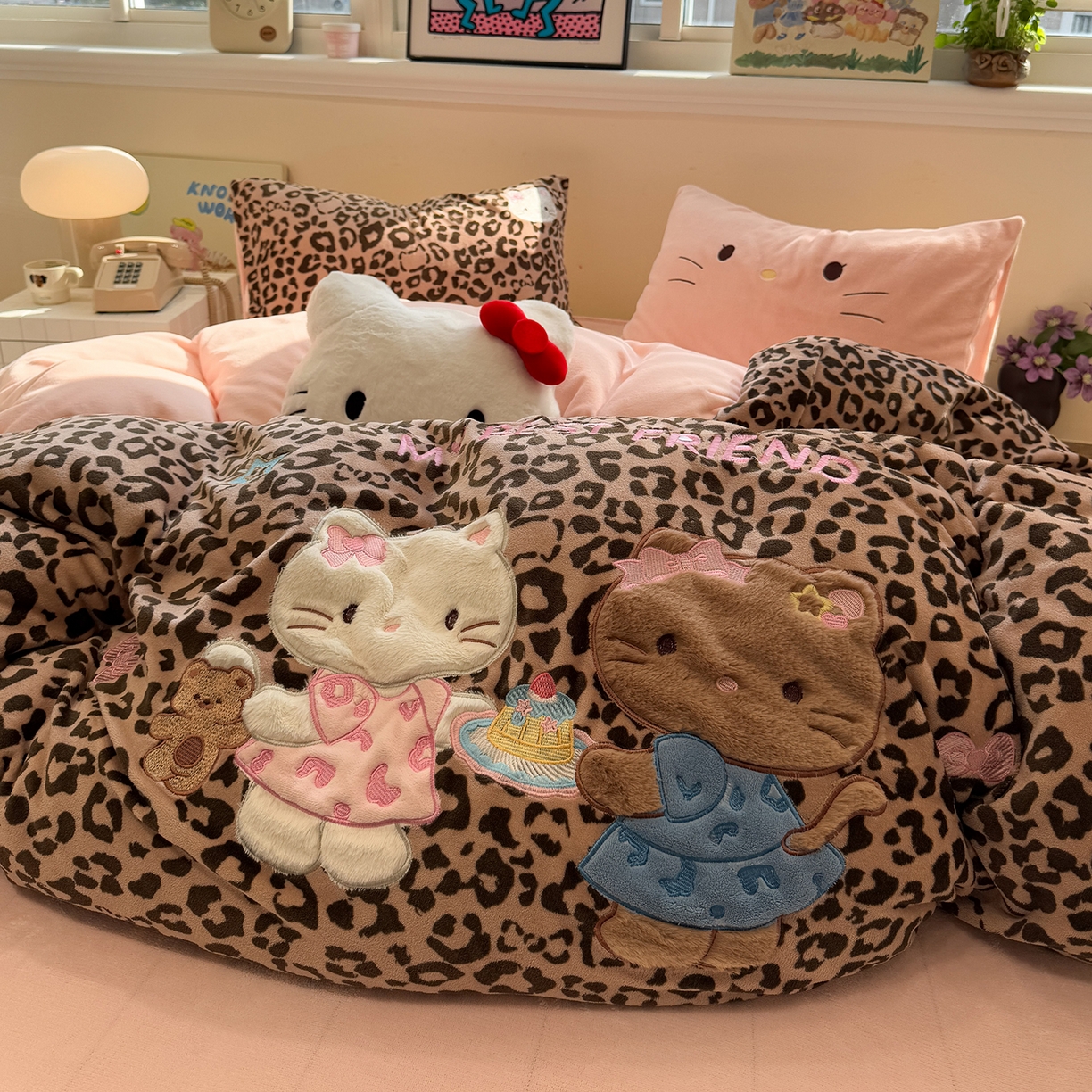 91家纺网 家纺一手货源 找家纺 （总）佰亿莱 2025新款重工牛奶绒贴布绣四件套