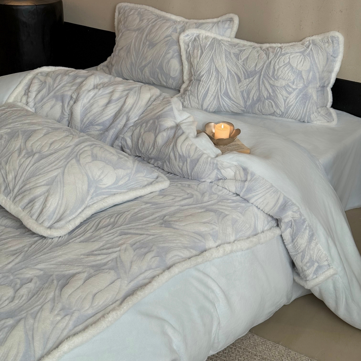 91家纺网 家纺一手货源 找家纺 （总）MIU缪家居 2025新款A版兔毛B版牛奶绒四件套屋顶花园