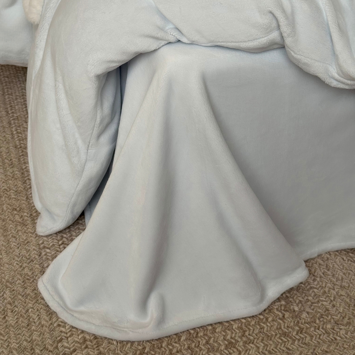 91家纺网 家纺一手货源 找家纺 （总）MIU缪家居 2025新款A版兔毛B版牛奶绒四件套屋顶花园