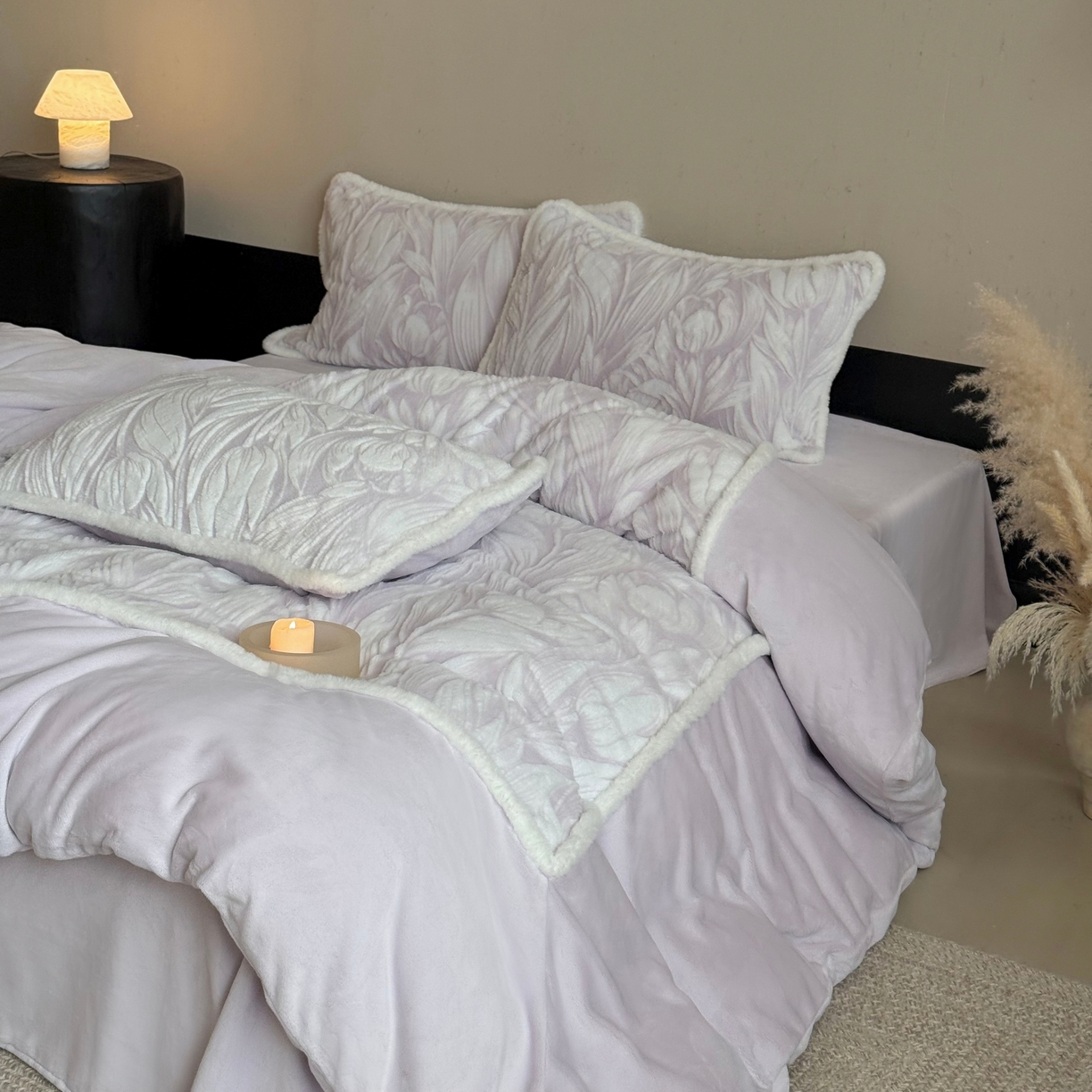 91家纺网 家纺一手货源 找家纺 MIU缪家居 2025新款A版兔毛B版牛奶绒四件套屋顶花园 屋顶花园-浅紫