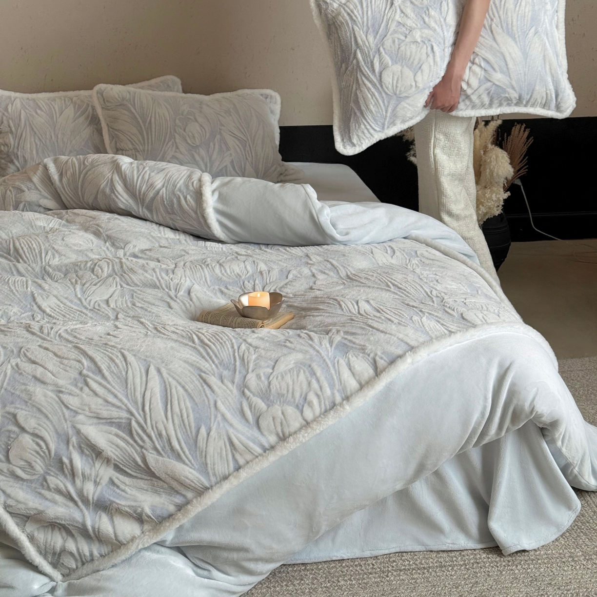 91家纺网 家纺一手货源 找家纺 （总）MIU缪家居 2025新款A版兔毛B版牛奶绒四件套屋顶花园