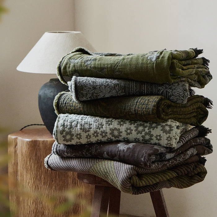 91家纺网 家纺一手货源 找家纺 （总）子和家居 2025新款全棉色织提花毯子毛毯-墨茵