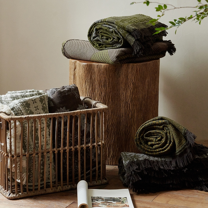 91家纺网 家纺一手货源 找家纺 （总）子和家居 2025新款全棉色织提花毯子毛毯-墨茵