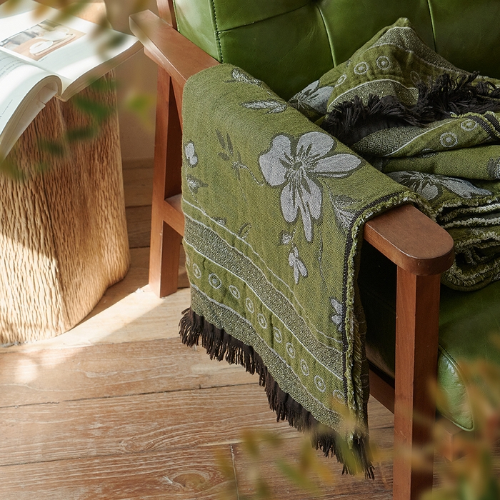 91家纺网 家纺一手货源 找家纺 子和家居 2025新款全棉色织提花毯子毛毯-墨茵 向阳生花（绿）