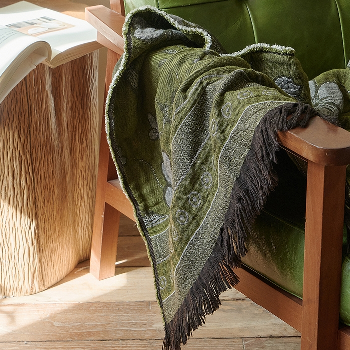 91家纺网 家纺一手货源 找家纺 子和家居 2025新款全棉色织提花毯子毛毯-墨茵 向阳生花（绿）