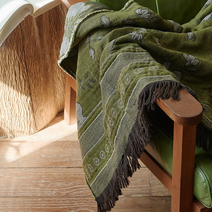 91家纺网 家纺一手货源 找家纺 子和家居 2025新款全棉色织提花毯子毛毯-墨茵 向阳生花（绿）