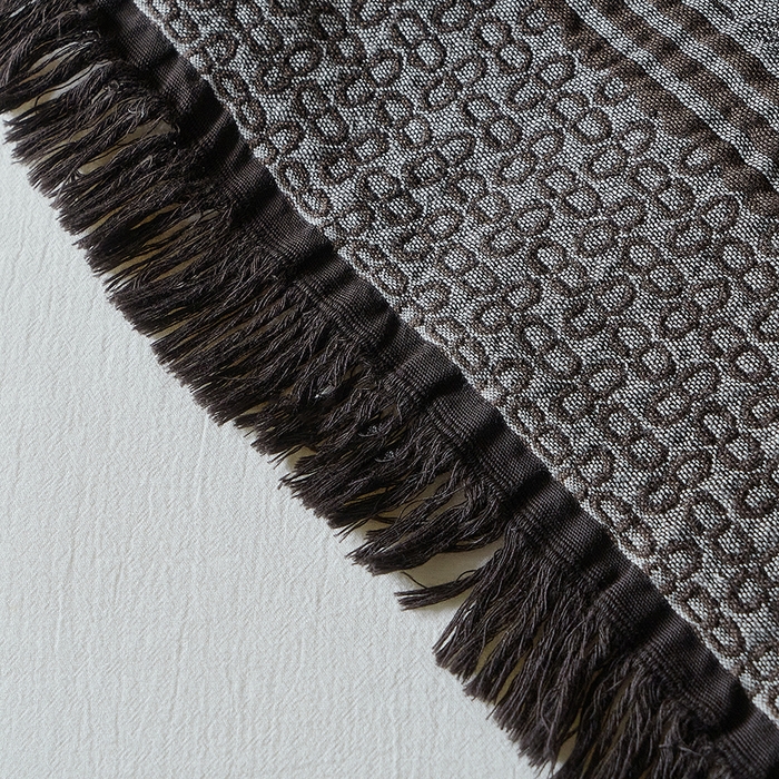 91家纺网 家纺一手货源 找家纺 子和家居 2025新款全棉色织提花毯子毛毯-墨茵 向往生花（咖）