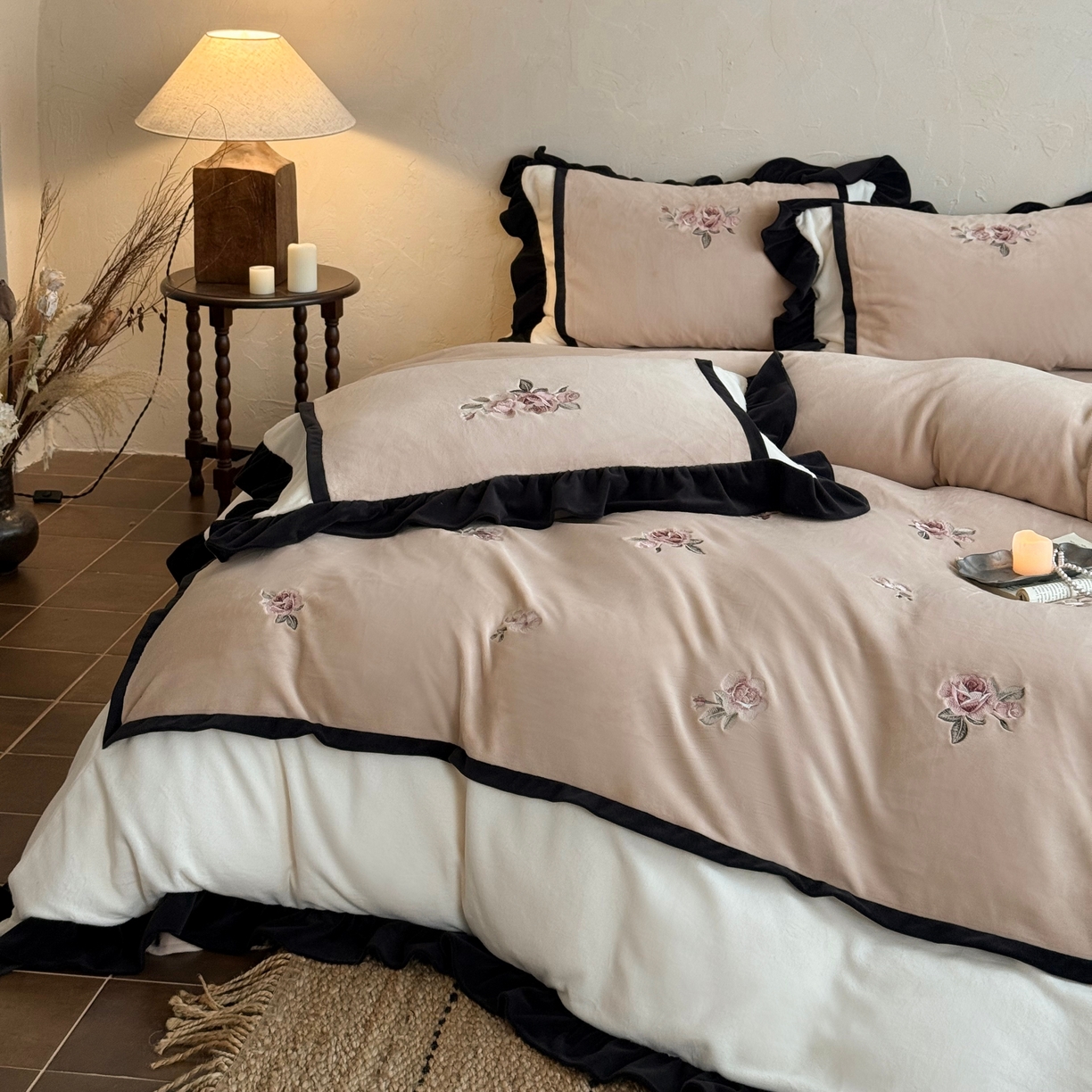 91家纺网 家纺一手货源 找家纺 MIU缪家居 2025新款秋冬牛奶绒四件套托斯卡纳 托斯卡纳-咖