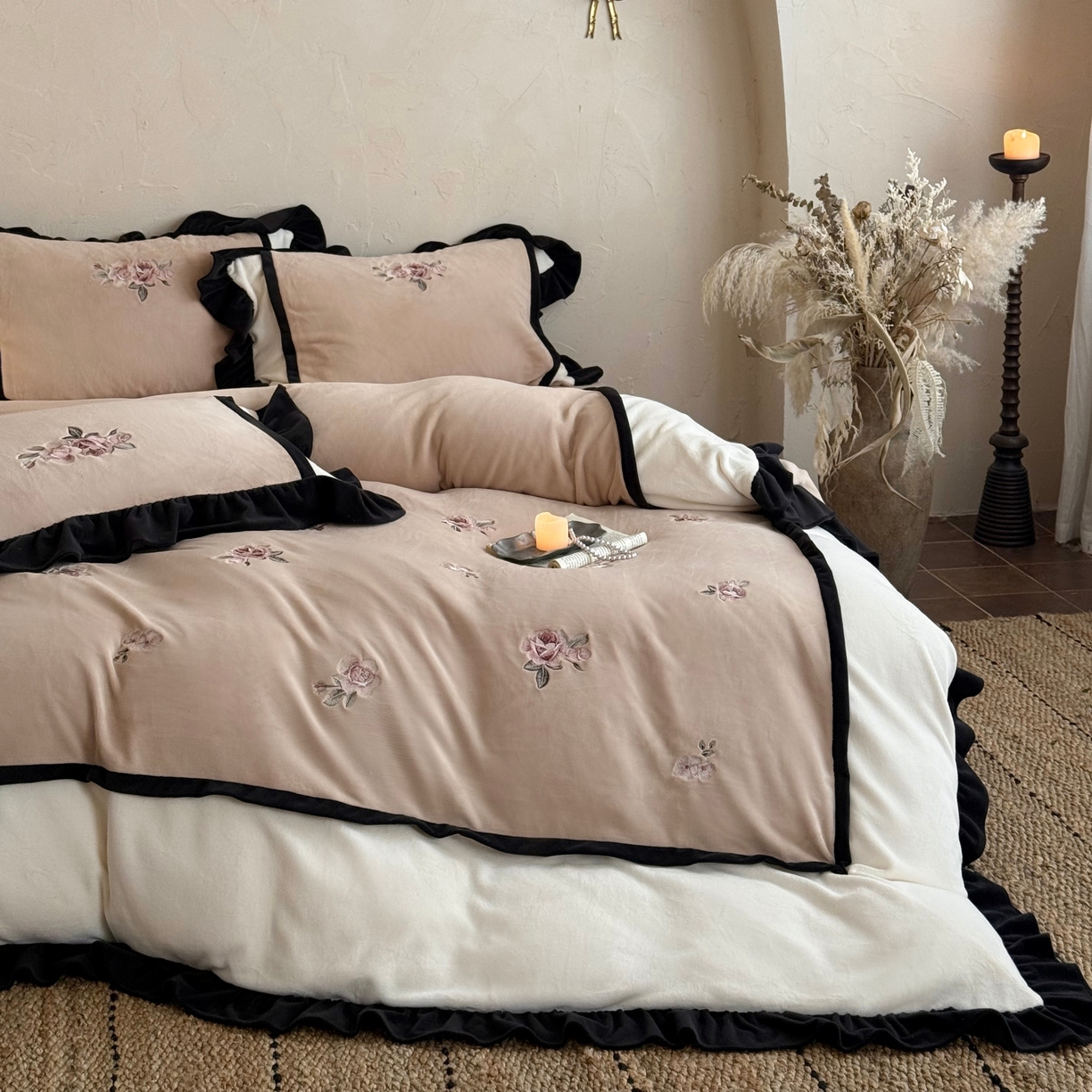 91家纺网 家纺一手货源 找家纺 MIU缪家居 2025新款秋冬牛奶绒四件套托斯卡纳 托斯卡纳-咖