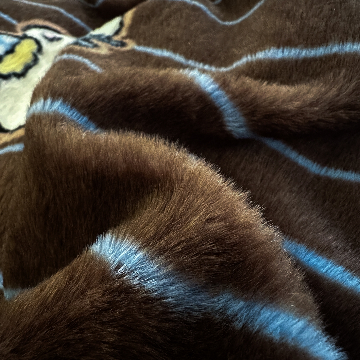 91家纺网 家纺一手货源 找家纺 乐童家纺 2025新款高克重兔毛牛奶绒四件套 兔毛西高地