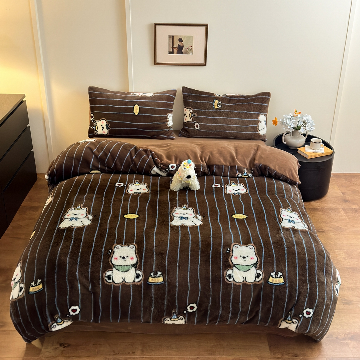 91家纺网 家纺一手货源 找家纺 乐童家纺 2025新款高克重兔毛牛奶绒四件套 兔毛西高地