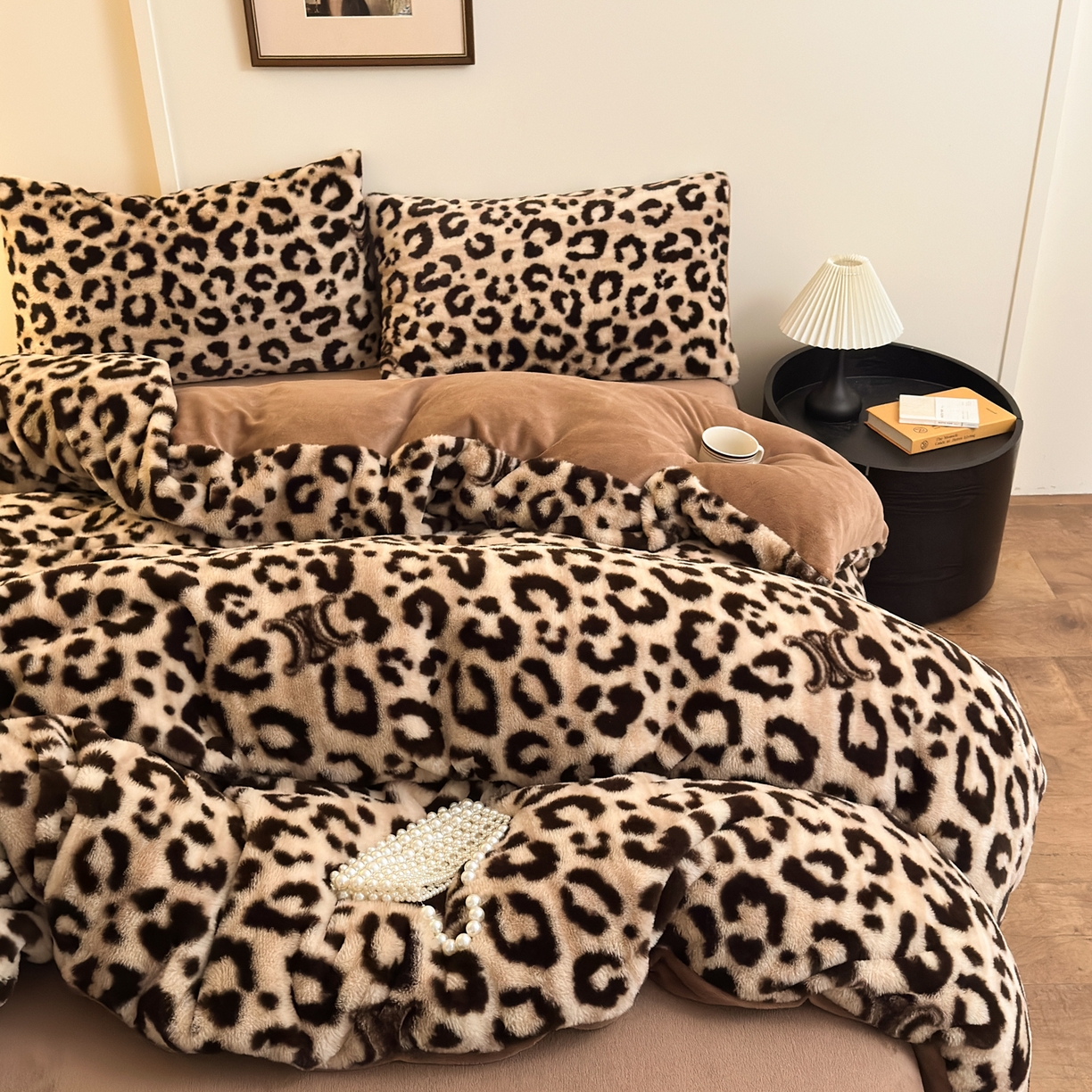 乐童家纺 2025新款高克重兔毛牛奶绒四件套 兔毛豹纹咖