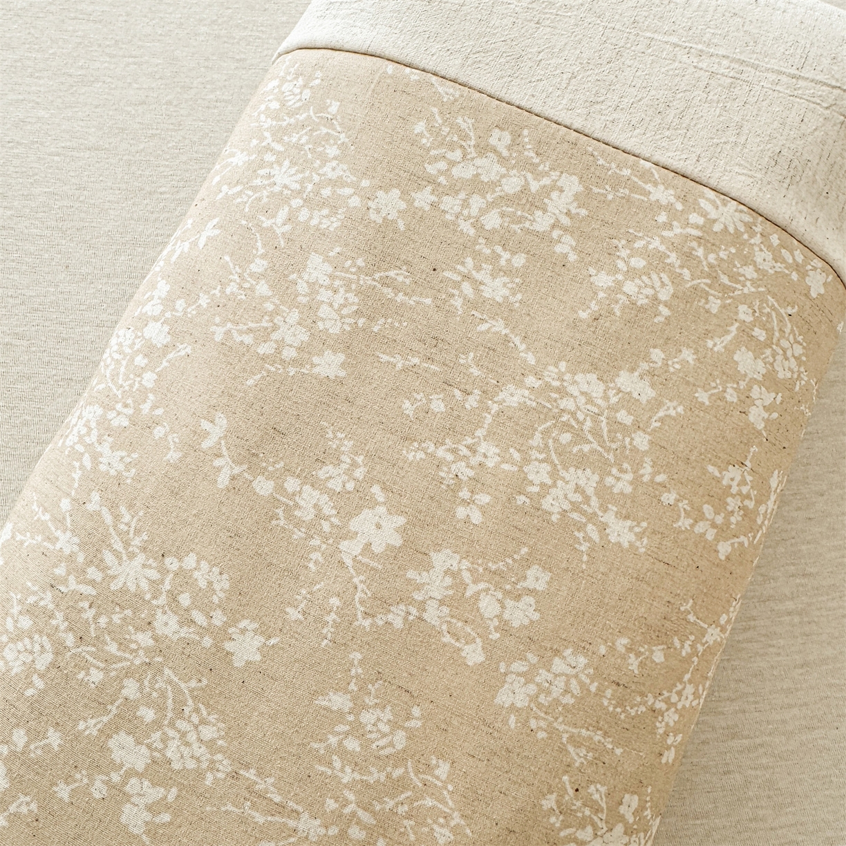 91家纺网 家纺一手货源 找家纺 麦肯锡 2025新款棉麻古朴荞麦两用枕  枕头枕芯 花卉咖/只