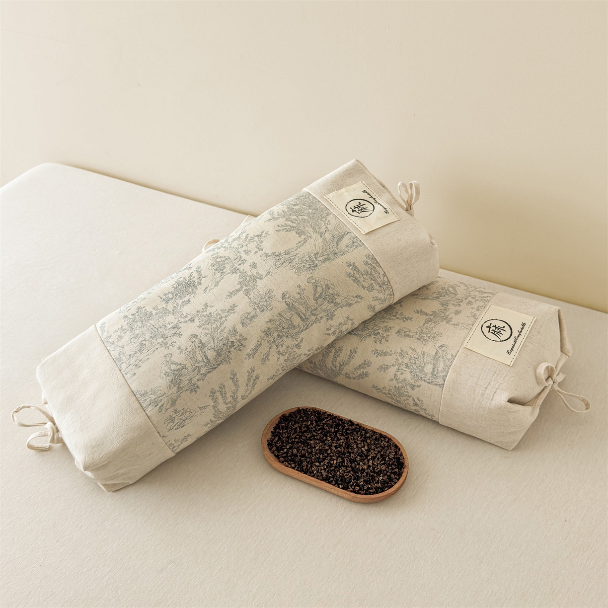 91家纺网 家纺一手货源 找家纺 麦肯锡 2025新款棉麻古朴荞麦两用枕  枕头枕芯 田园蓝/只