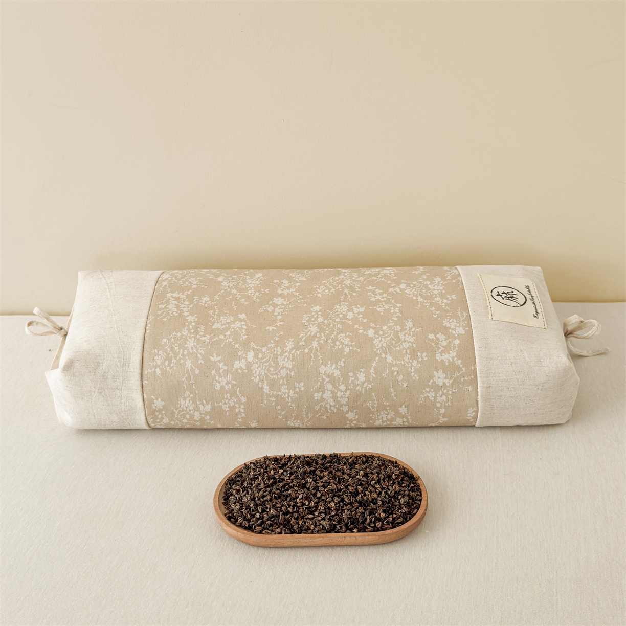 91家纺网 家纺一手货源 找家纺 麦肯锡 2025新款棉麻古朴荞麦两用枕  枕头枕芯 花卉咖/对