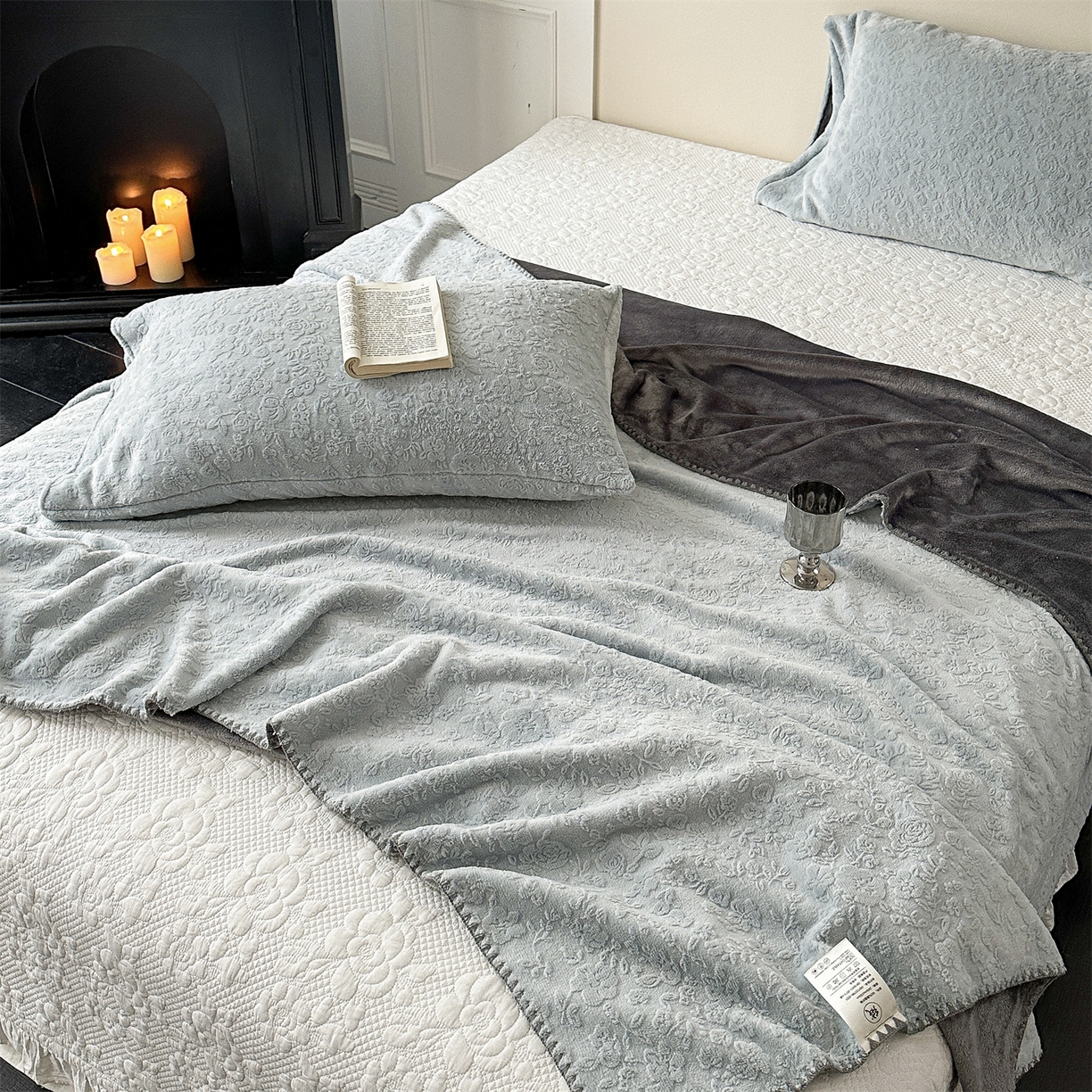 91家纺网 家纺一手货源 找家纺 丝幔家纺 2025新款法式雕花复合毛毯毯子 法式-观心灰