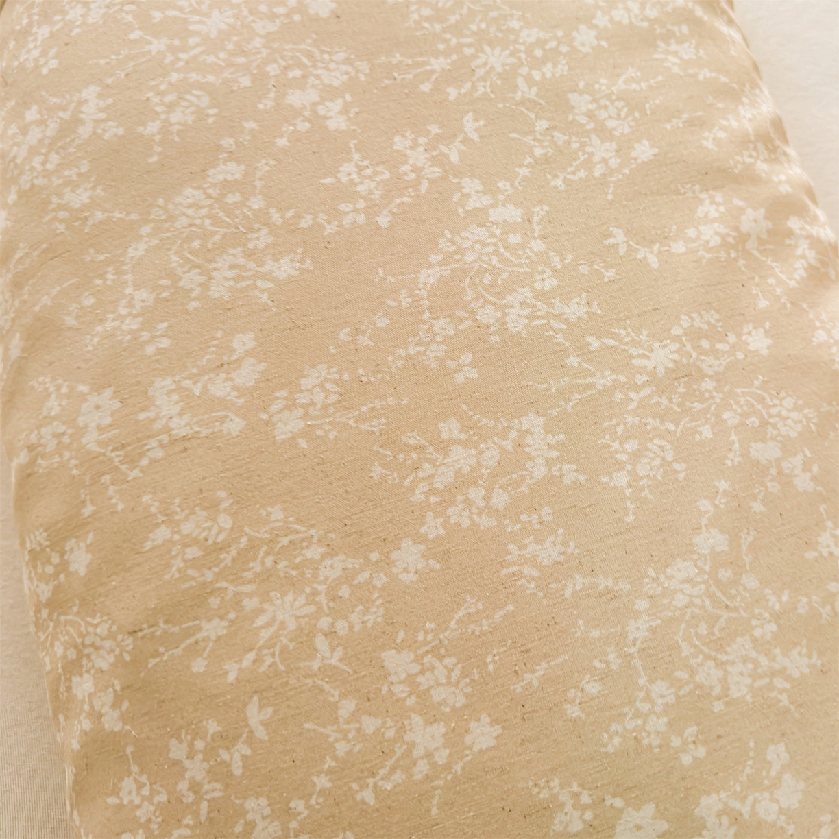 91家纺网 家纺一手货源 找家纺 麦肯锡 2025新款棉麻古朴荞麦助眠枕  枕头枕芯 花卉咖/只