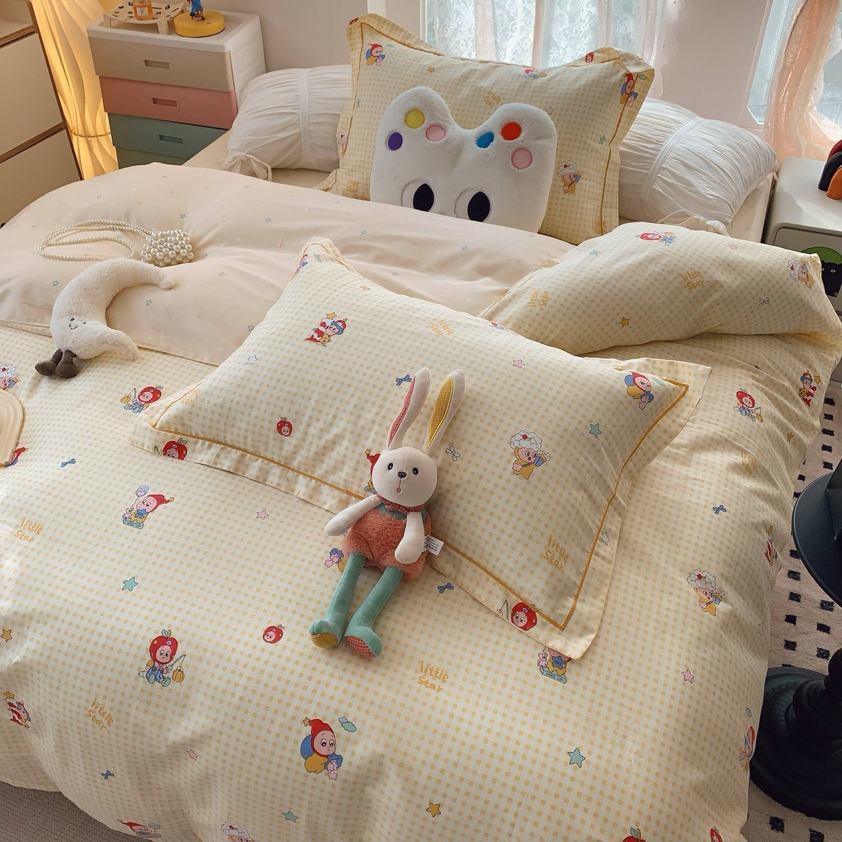 91家纺网 家纺一手货源 找家纺 莱豫家纺 2025新款小清新全棉纯棉四件套 星星人黄