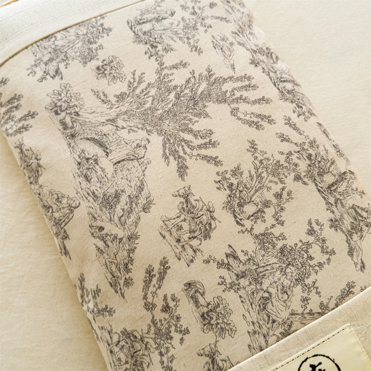 91家纺网 家纺一手货源 找家纺 麦肯锡 2025新款棉麻古朴荞麦助眠枕  枕头枕芯 田园灰/只