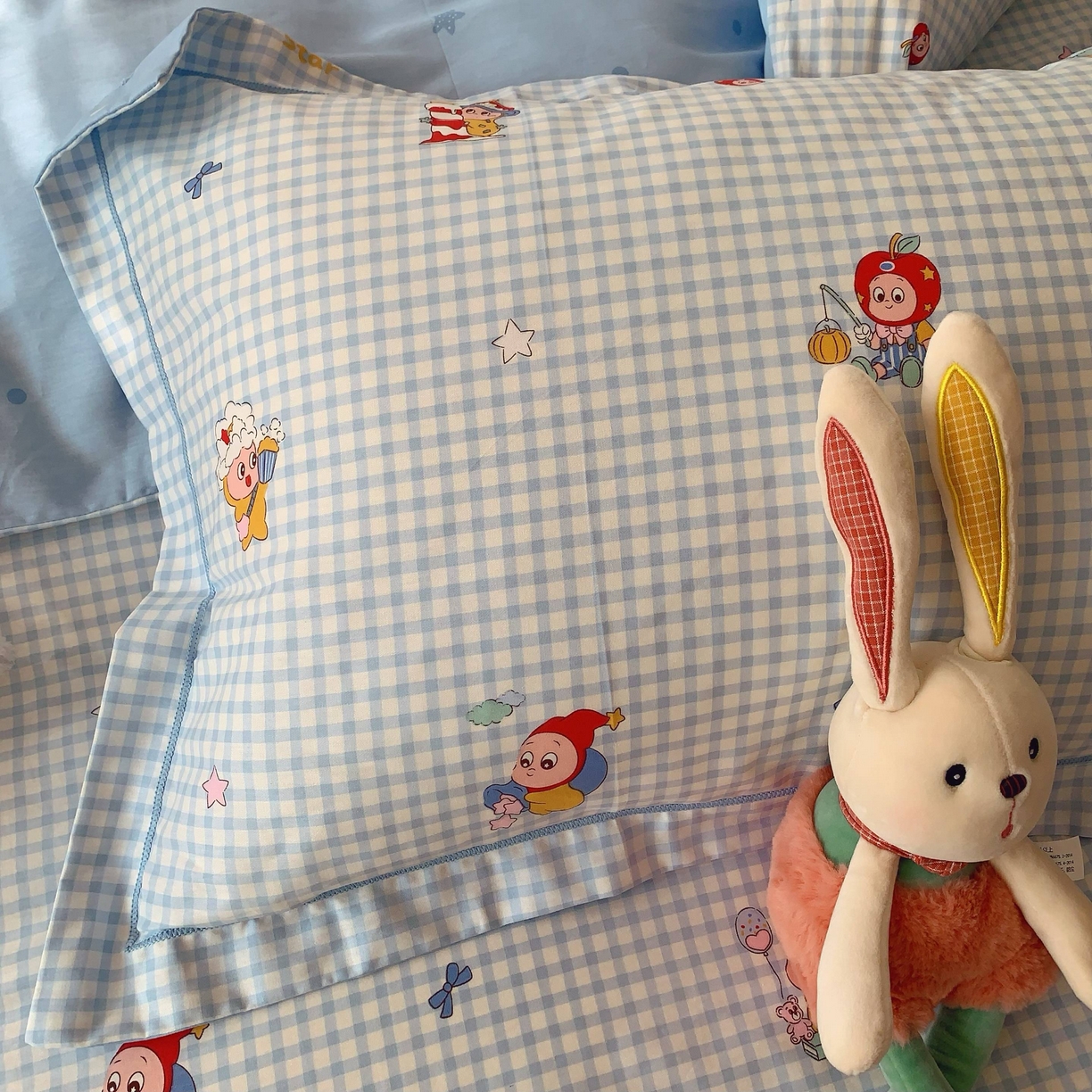 91家纺网 家纺一手货源 找家纺 莱豫家纺 2025新款小清新全棉纯棉四件套 星星人蓝