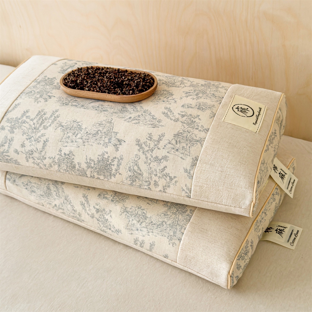 91家纺网 家纺一手货源 找家纺 麦肯锡 2025新款棉麻古朴荞麦助眠枕  枕头枕芯 田园蓝/只