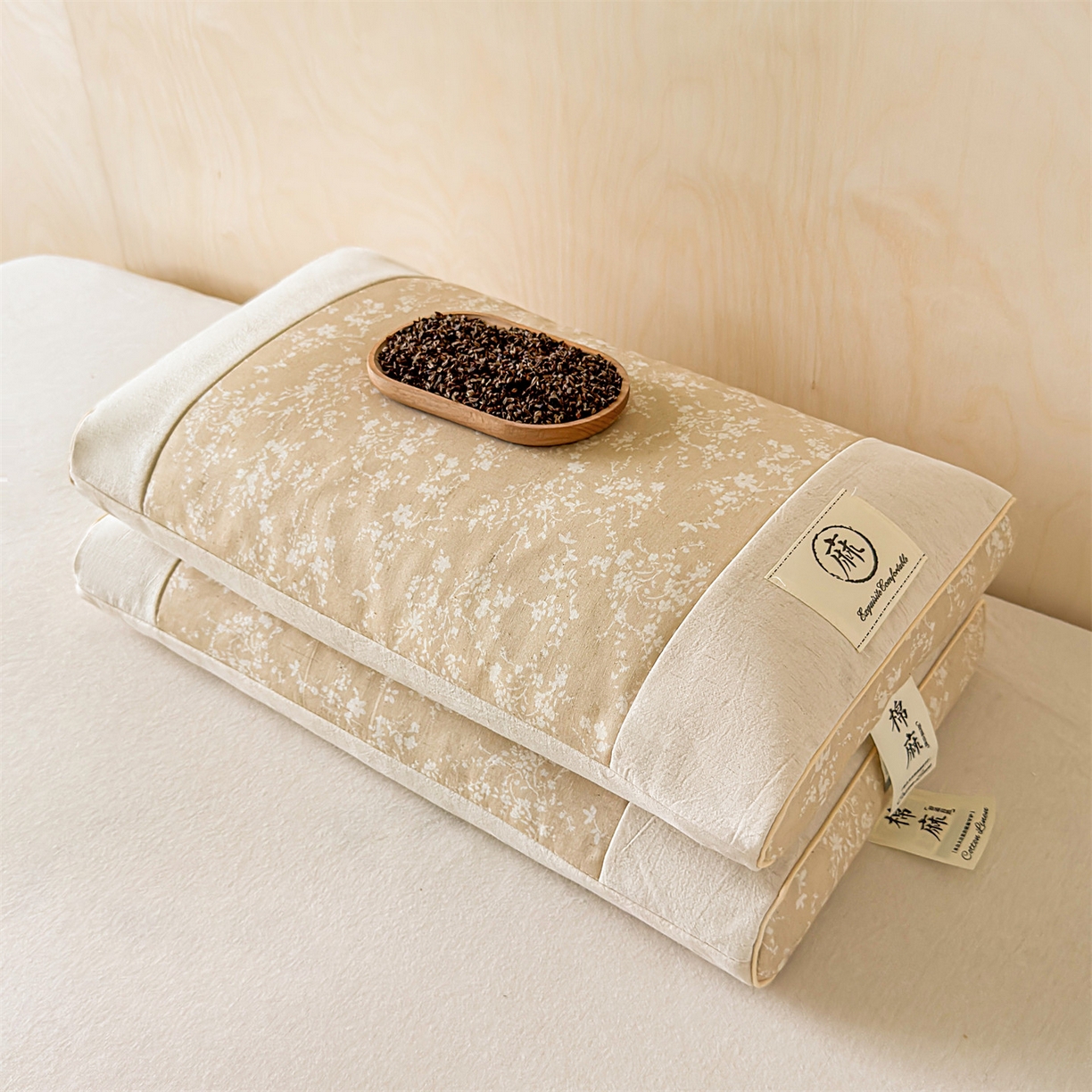 91家纺网 家纺一手货源 找家纺 麦肯锡 2025新款棉麻古朴荞麦助眠枕  枕头枕芯 花卉咖/对