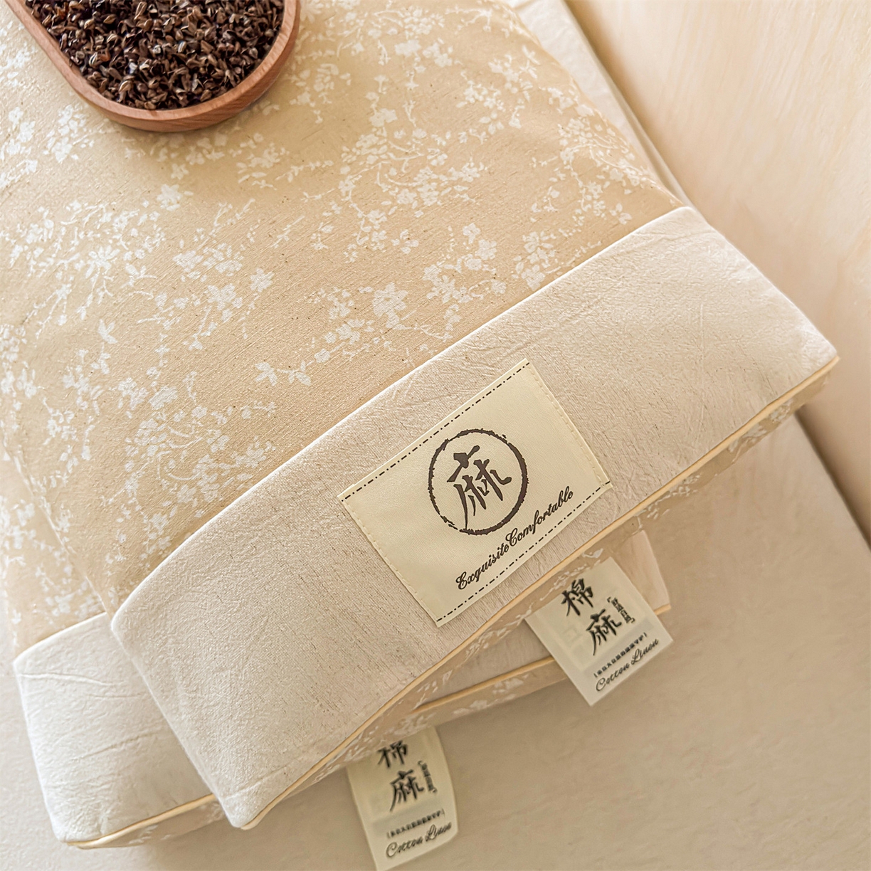 91家纺网 家纺一手货源 找家纺 麦肯锡 2025新款棉麻古朴荞麦助眠枕  枕头枕芯 花卉咖/对