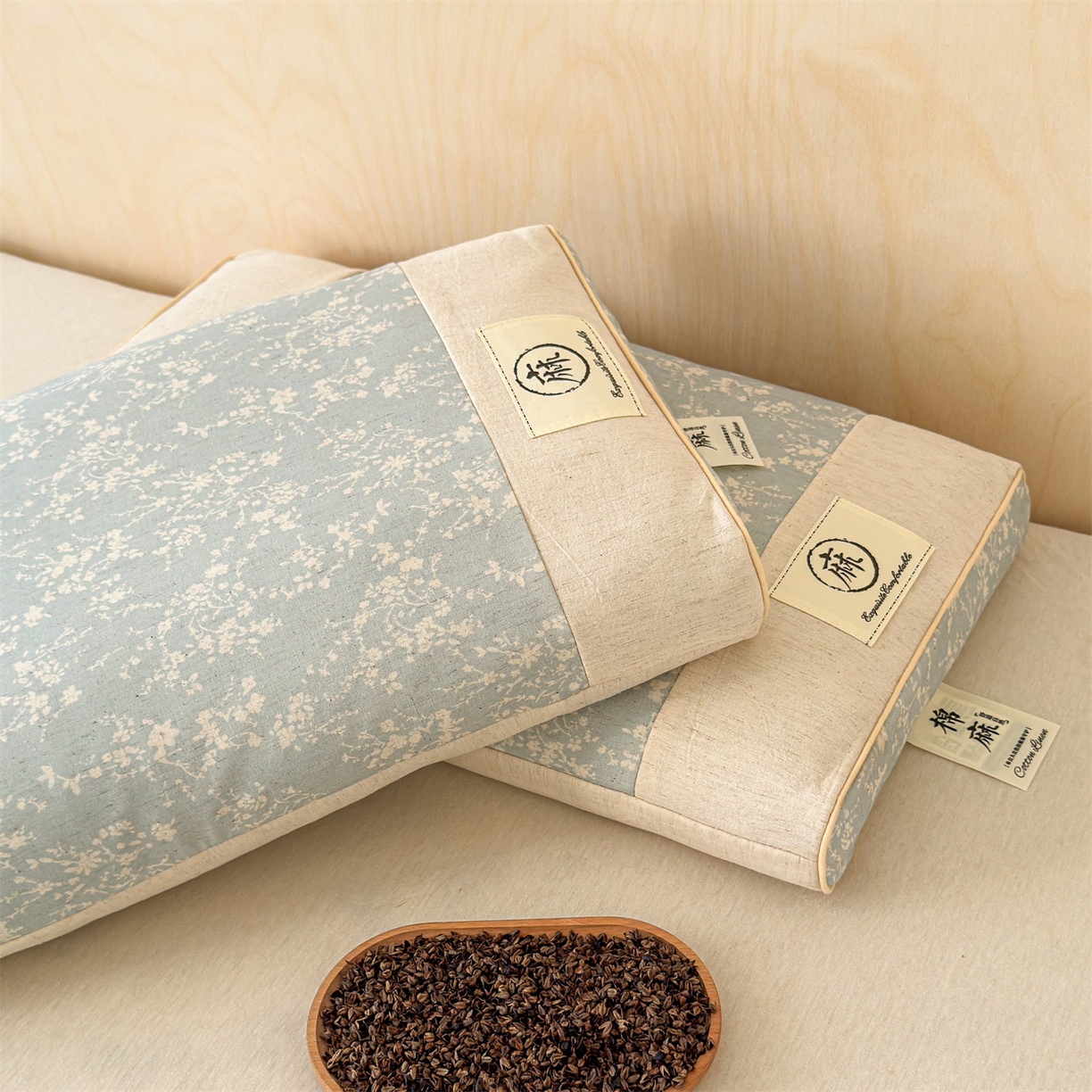 91家纺网 家纺一手货源 找家纺 麦肯锡 2025新款棉麻古朴荞麦助眠枕  枕头枕芯 花卉蓝/对