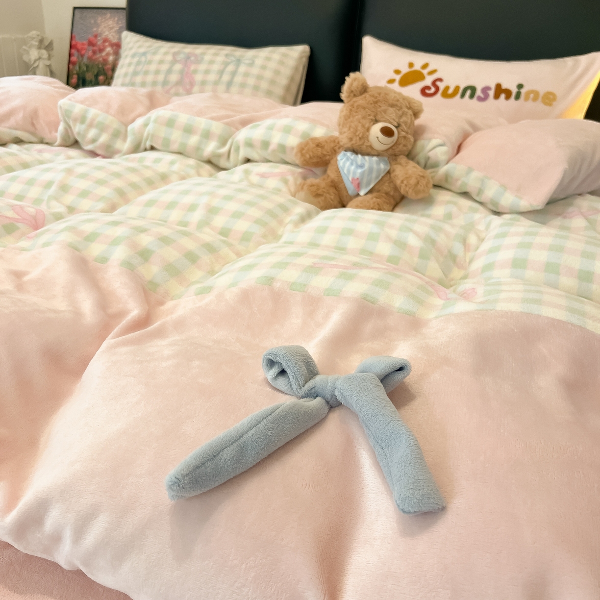 91家纺网 家纺一手货源 找家纺 （总）子钦家纺 2025新款田园复古风加厚牛奶绒蝴蝶结款毛巾绣四件套