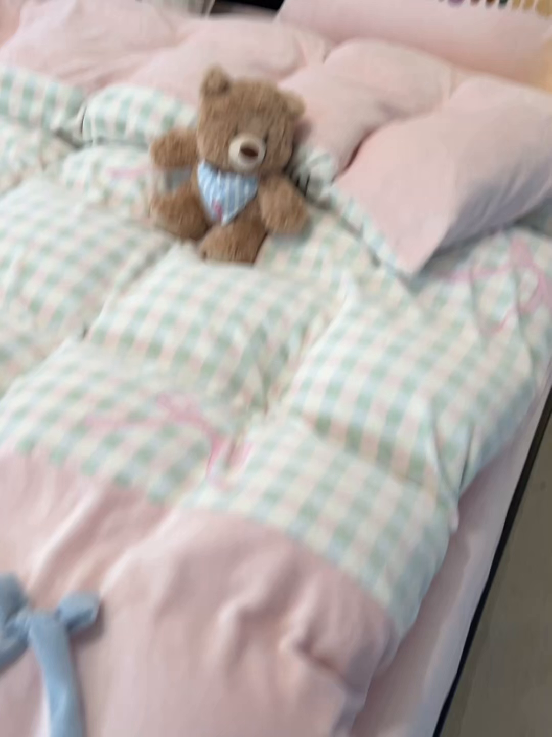 91家纺网 家纺一手货源 找家纺 （总）子钦家纺 2025新款田园复古风加厚牛奶绒蝴蝶结款毛巾绣四件套