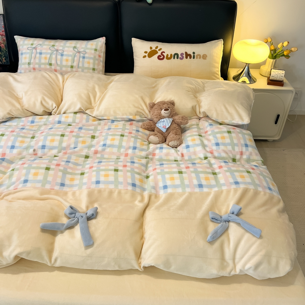 91家纺网 家纺一手货源 找家纺 子钦家纺 2025新款田园复古风加厚牛奶绒蝴蝶结款毛巾绣四件套 牛奶绒公主风-七彩格