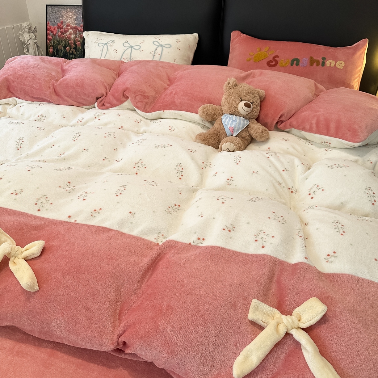 91家纺网 家纺一手货源 找家纺 子钦家纺 2025新款田园复古风加厚牛奶绒蝴蝶结款毛巾绣四件套 牛奶绒公主风-小花园