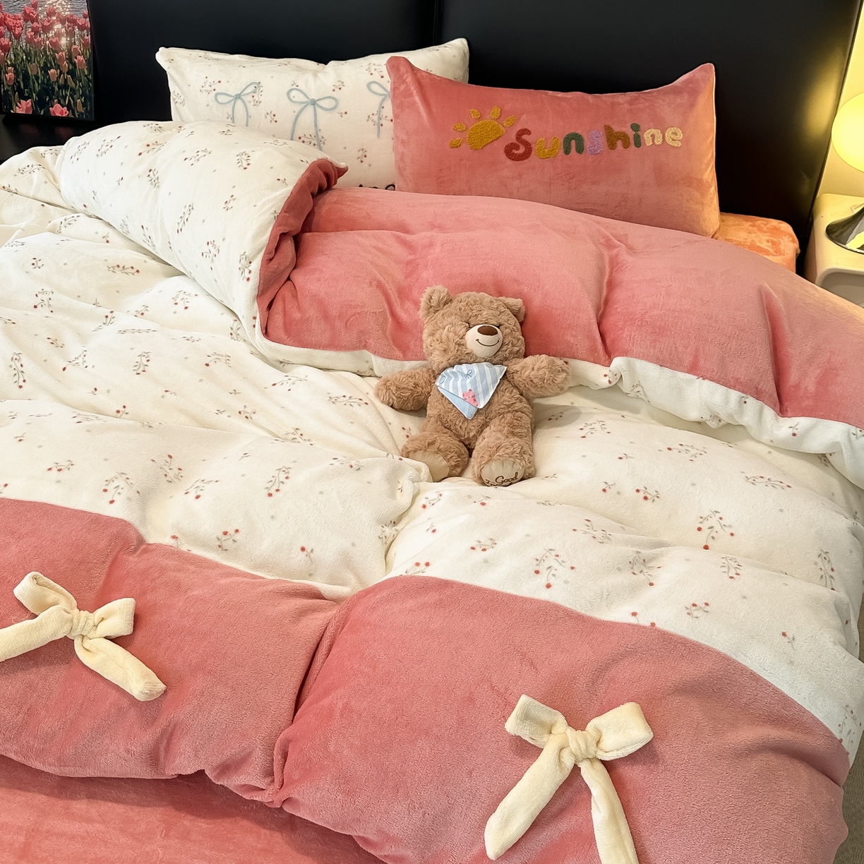 91家纺网 家纺一手货源 找家纺 子钦家纺 2025新款田园复古风加厚牛奶绒蝴蝶结款毛巾绣四件套 牛奶绒公主风-小花园