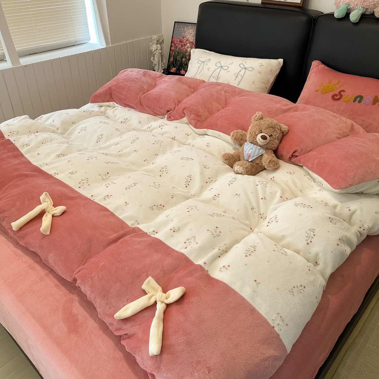 91家纺网 家纺一手货源 找家纺 子钦家纺 2025新款田园复古风加厚牛奶绒蝴蝶结款毛巾绣四件套 牛奶绒公主风-小花园