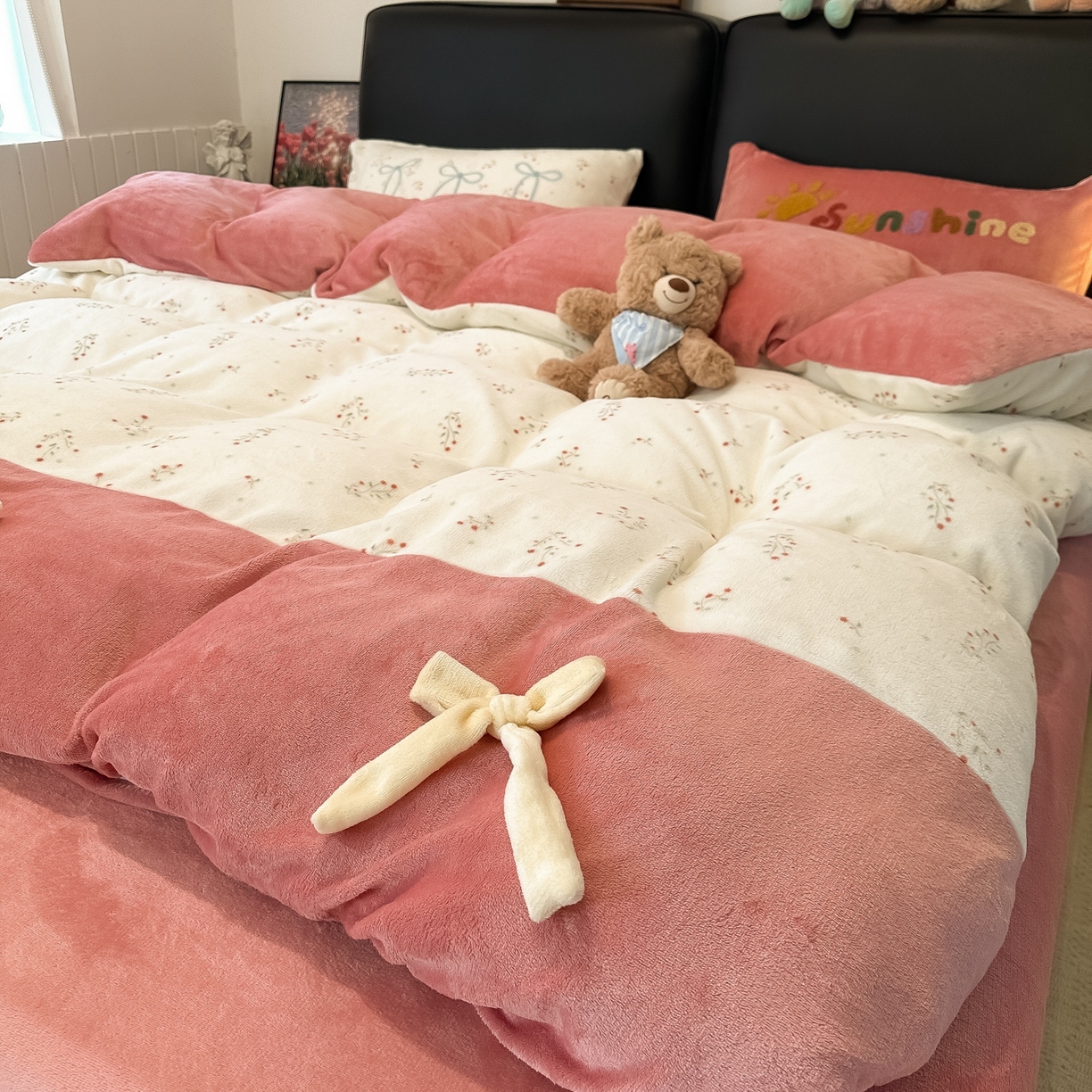 91家纺网 家纺一手货源 找家纺 子钦家纺 2025新款田园复古风加厚牛奶绒蝴蝶结款毛巾绣四件套 牛奶绒公主风-小花园