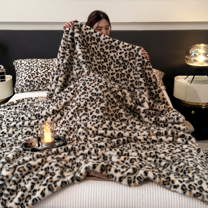 91家纺网 家纺一手货源 找家纺 九花鹿 2025新款丹麦皮草绒水貂绒盖毯毛毯毯子-豹纹 豹纹咖