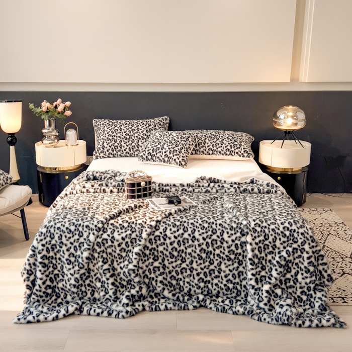 91家纺网 家纺一手货源 找家纺 九花鹿 2025新款丹麦皮草绒水貂绒盖毯毛毯毯子-豹纹 豹纹灰