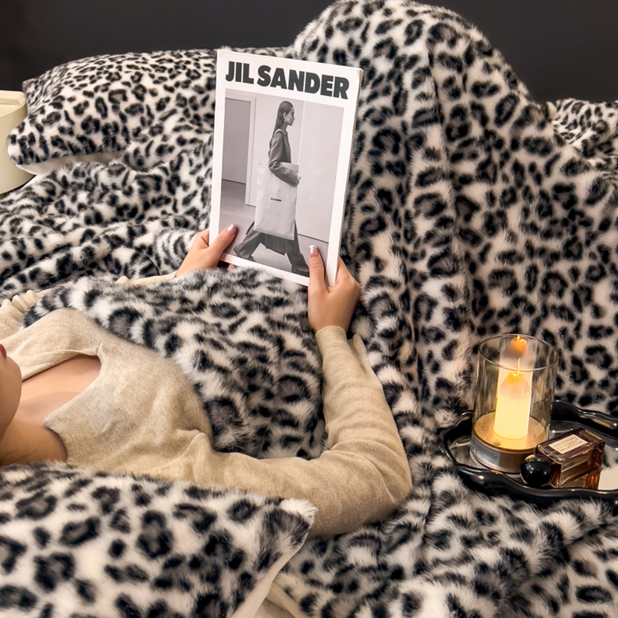 91家纺网 家纺一手货源 找家纺 九花鹿 2025新款丹麦皮草绒水貂绒盖毯毛毯毯子-豹纹 豹纹灰