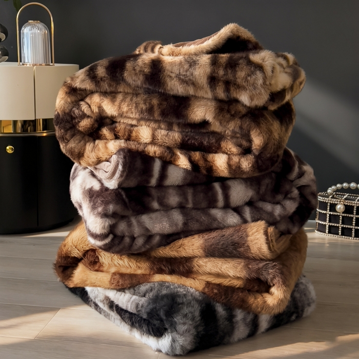 91家纺网 家纺一手货源 找家纺 九花鹿 2025新款丹麦皮草绒水貂绒盖毯毛毯毯子 组合图