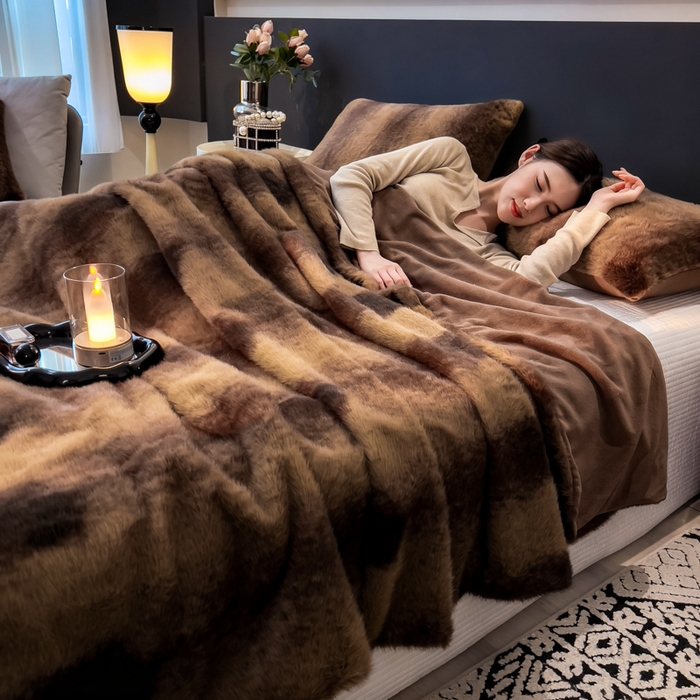 九花鹿 2025新款丹麦皮草绒水貂绒盖毯毛毯毯子 巴洛克