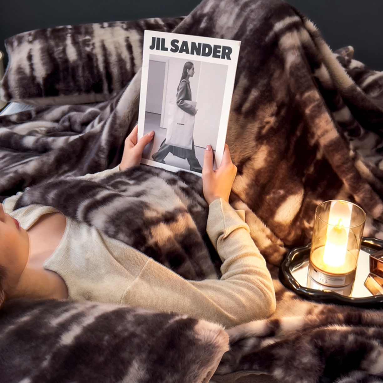 91家纺网 家纺一手货源 找家纺 九花鹿 2025新款丹麦皮草绒水貂绒盖毯毛毯毯子 艾莉