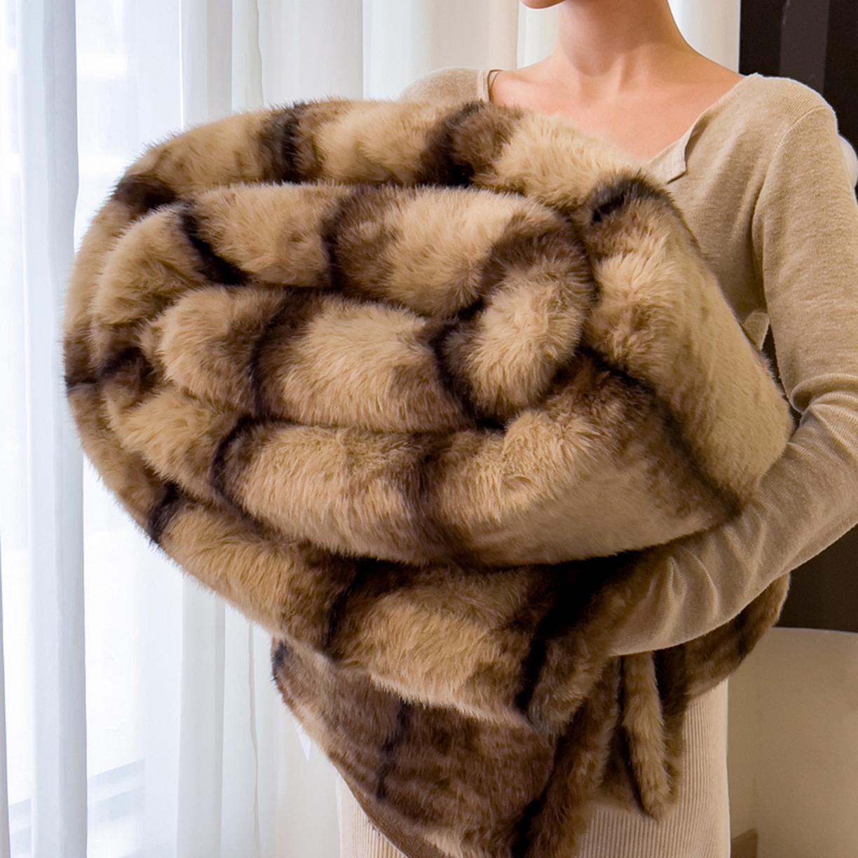 91家纺网 家纺一手货源 找家纺 九花鹿 2025新款丹麦皮草绒水貂绒盖毯毛毯毯子 佩兹利