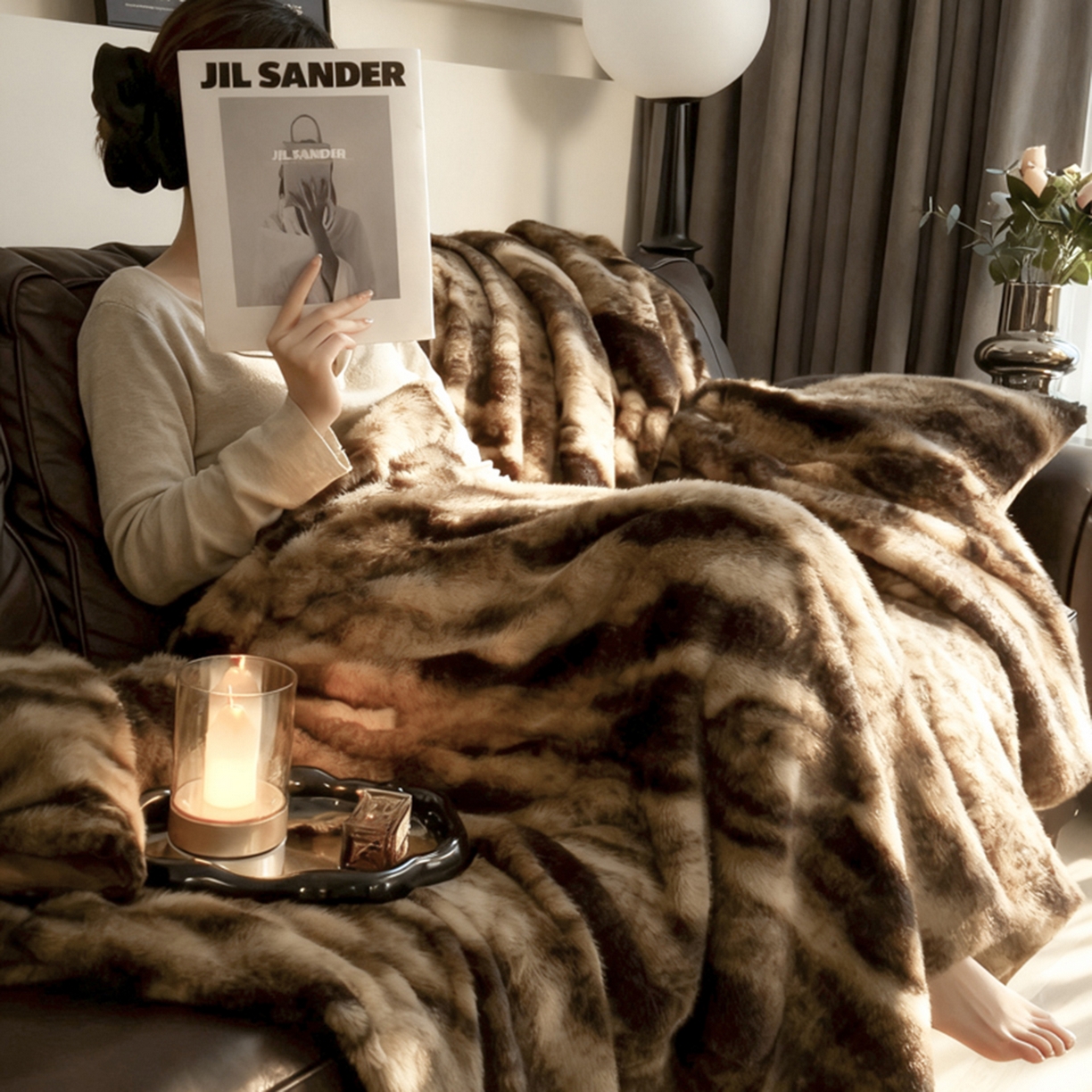 91家纺网 家纺一手货源 找家纺 九花鹿 2025新款丹麦皮草绒水貂绒盖毯毛毯毯子 玛丽娜-拿铁棕