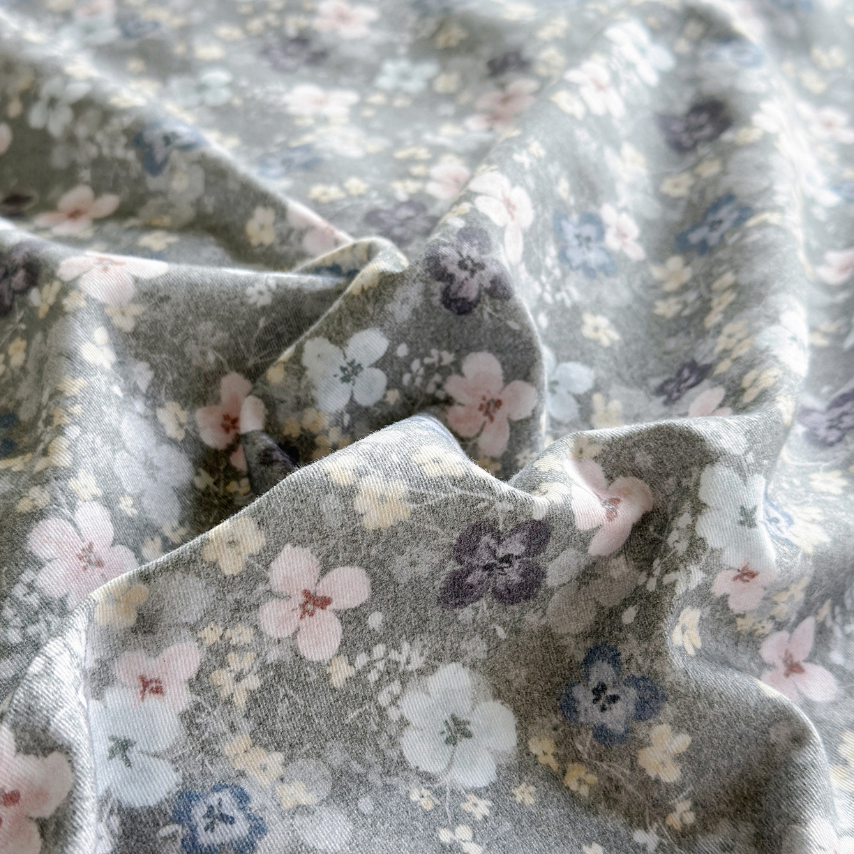 91家纺网 家纺一手货源 找家纺 怡家居 2025新款全棉纯棉磨毛数码印花韩系花边四件套 玛丽亚