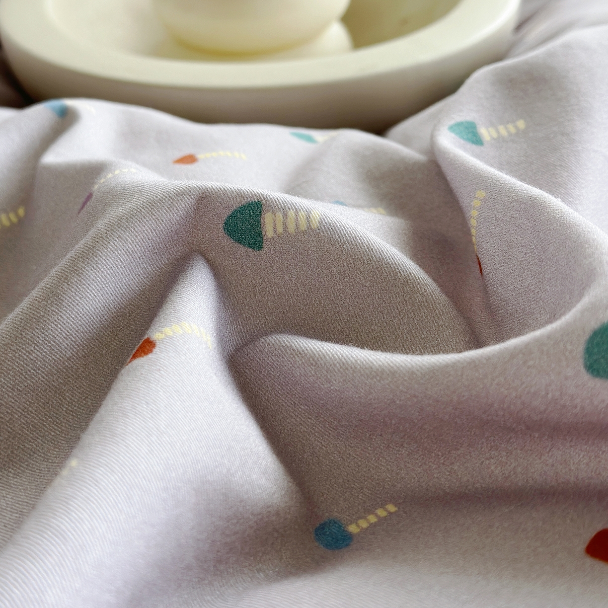 91家纺网 家纺一手货源 找家纺 怡家居 2025新款全棉纯棉磨毛数码印花韩系花边四件套 紫蘑菇