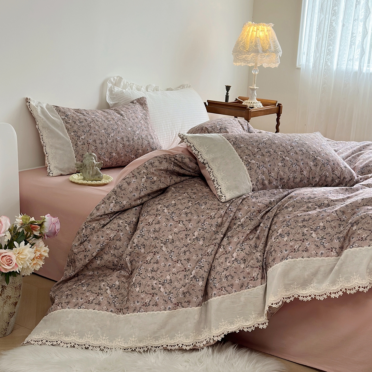 91家纺网 家纺一手货源 找家纺 怡家居 2025新款全棉纯棉磨毛数码印花韩系花边四件套 茵然