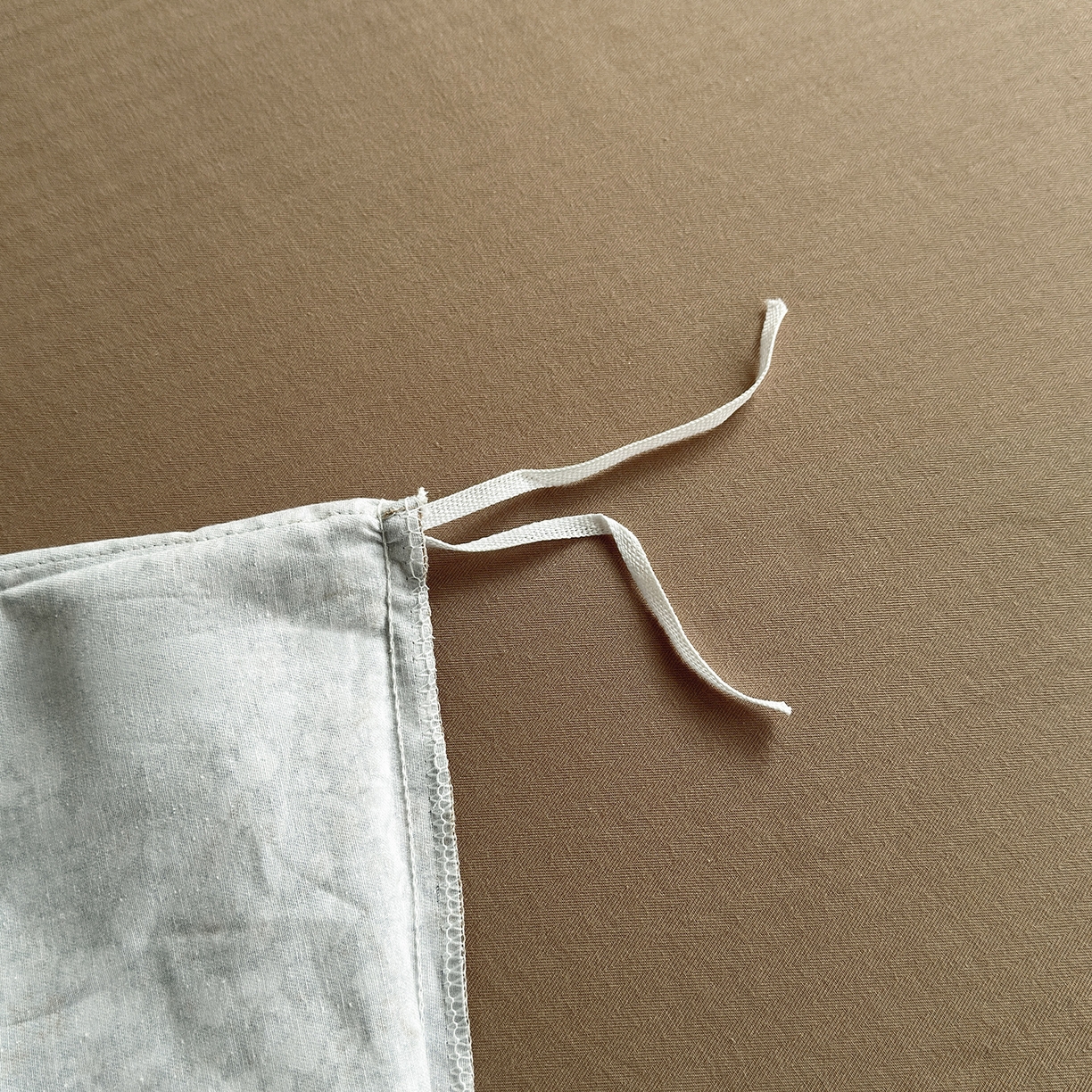 91家纺网 家纺一手货源 找家纺 怡家居 2025新款全棉纯棉磨毛数码印花韩系花边四件套 阑珊