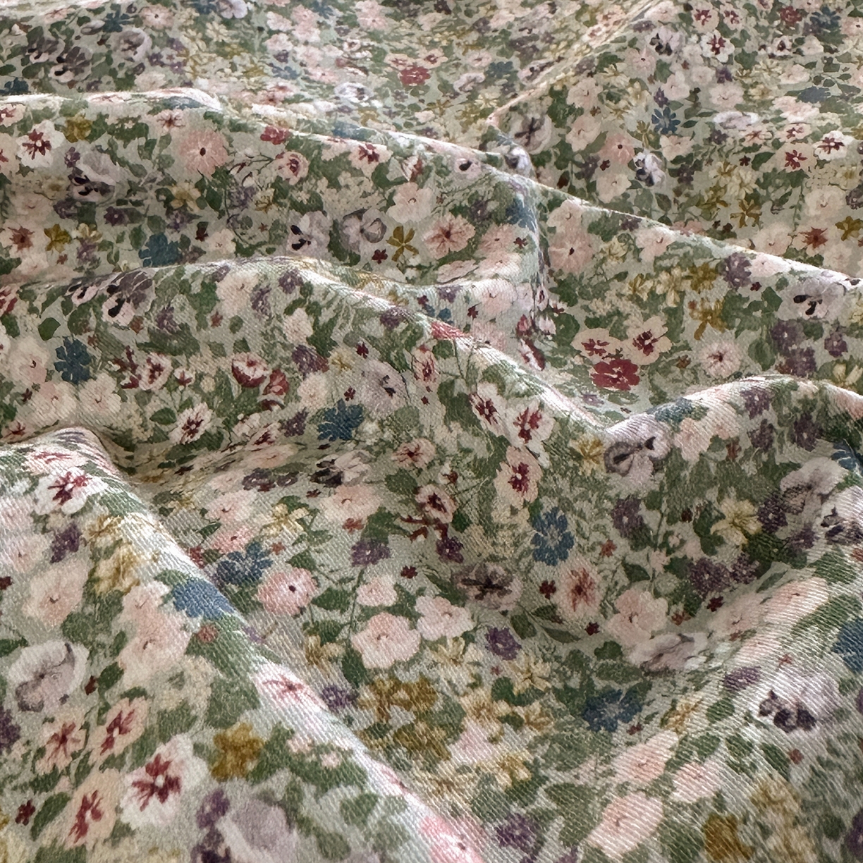 91家纺网 家纺一手货源 找家纺 怡家居 2025新款全棉纯棉磨毛数码印花韩系花边四件套 珍妮