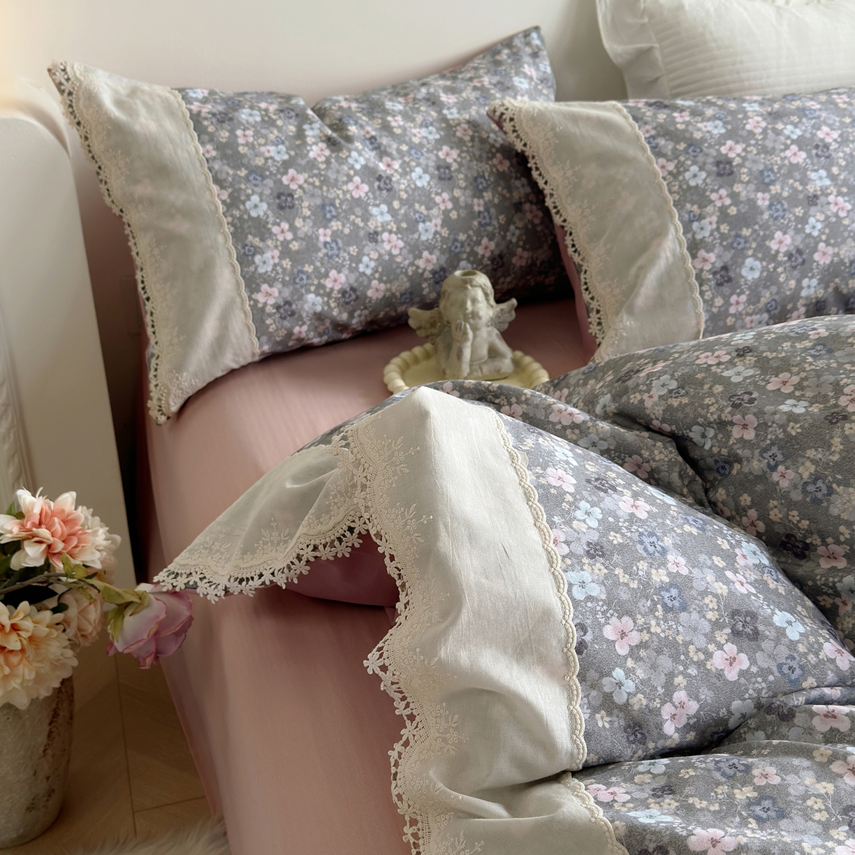 91家纺网 家纺一手货源 找家纺 怡家居 2025新款全棉纯棉磨毛数码印花韩系花边四件套 玛丽亚