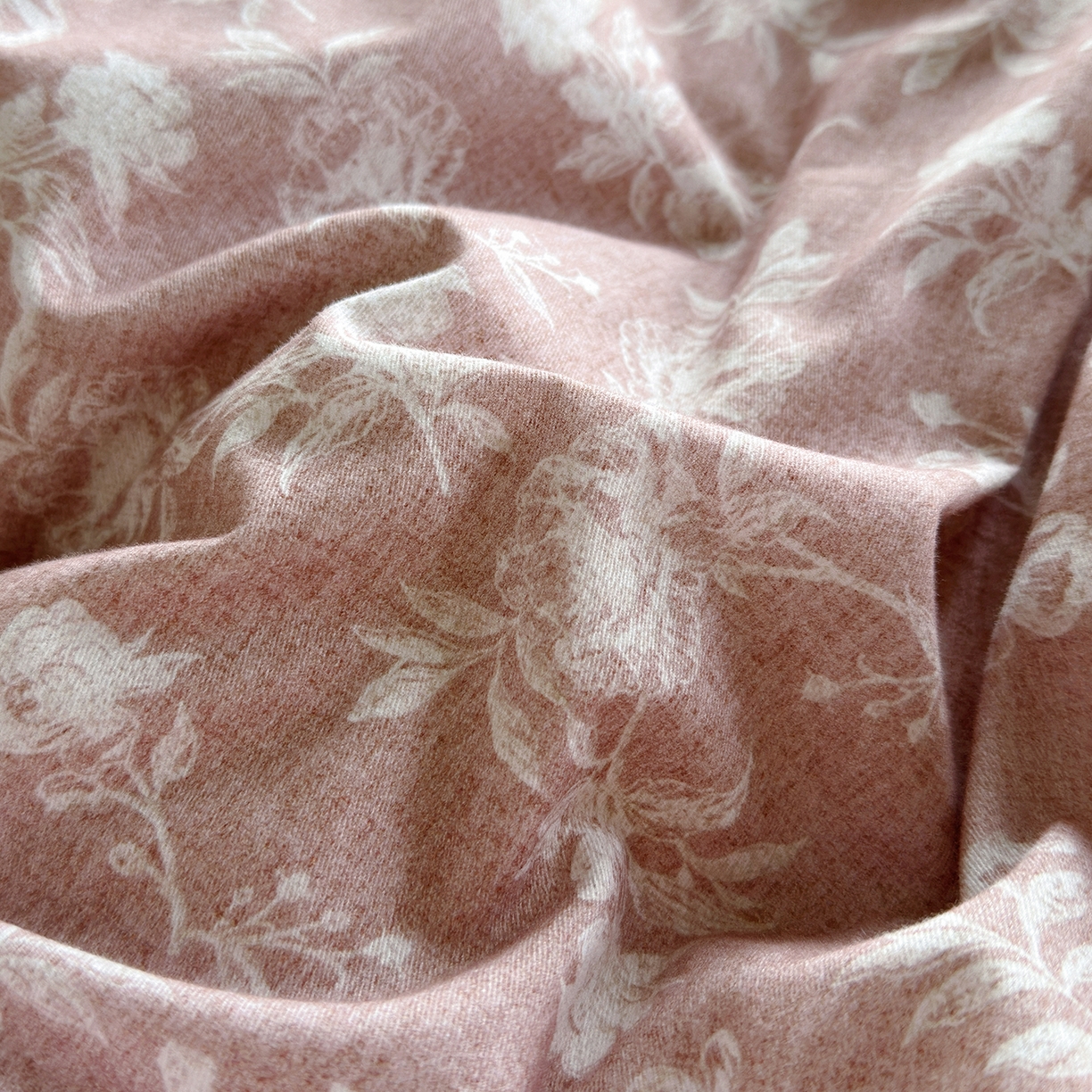 91家纺网 家纺一手货源 找家纺 怡家居 2025新款全棉纯棉磨毛数码印花韩系花边四件套 兰序